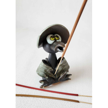 Crow with Hat Incense Holder – Front View